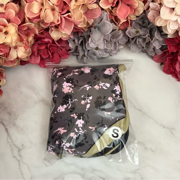 Boho Green & Black Floral Reversible Swimsuit with Shoulder Ties - Picture 14 of 16